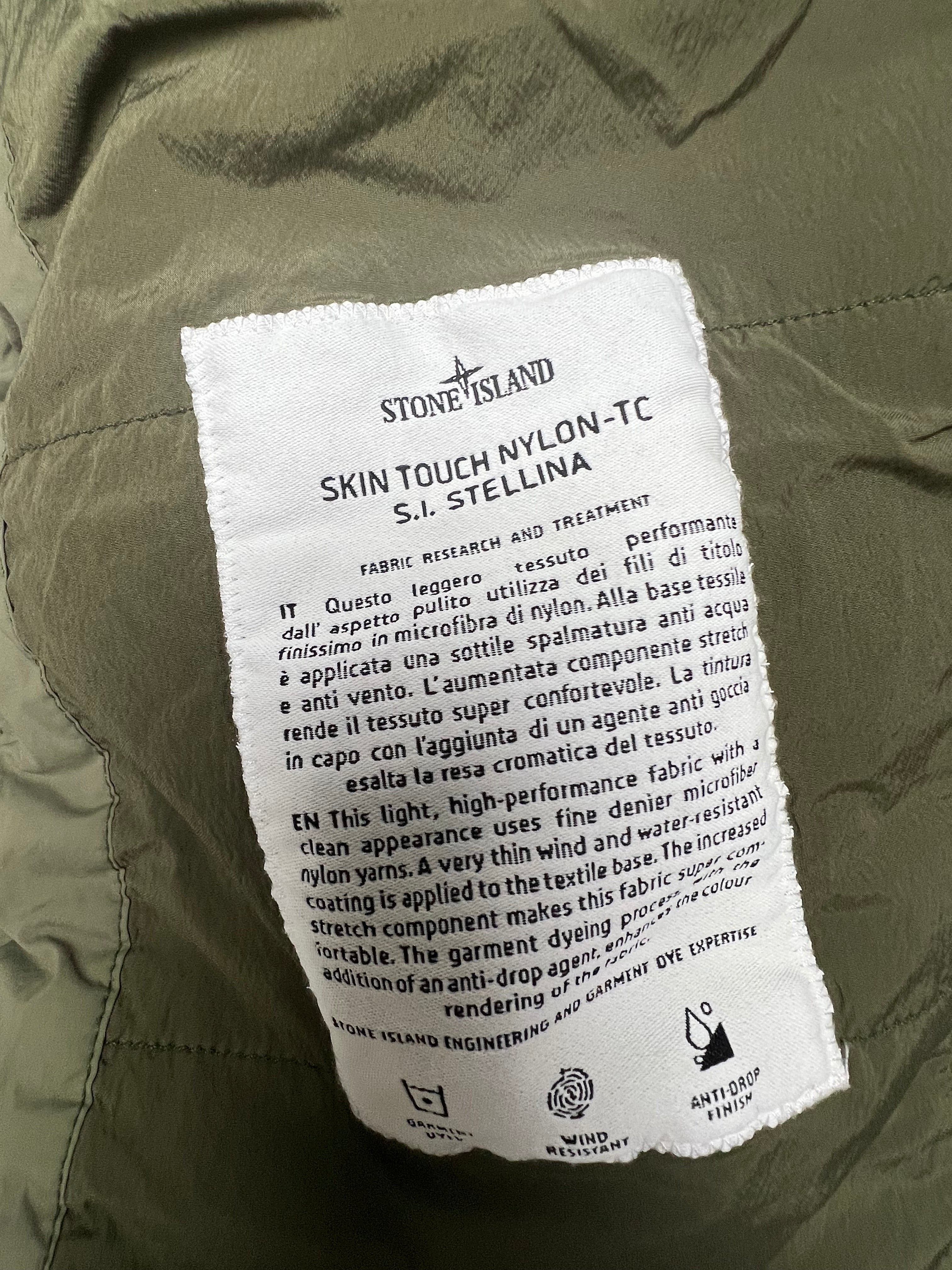 Stone Island Skin Touch Nylon-TC Stellina Gilet 
Olive