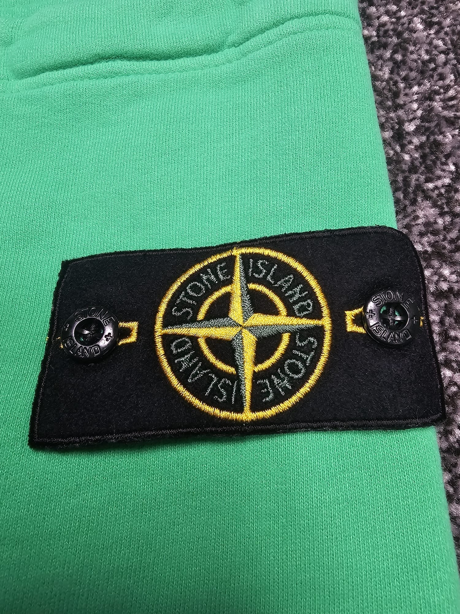 Stone Island

Jogger Cargo Shorts