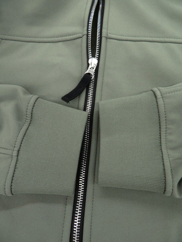 Stone Island 
Soft Shell-R e.dye Technology Jacket