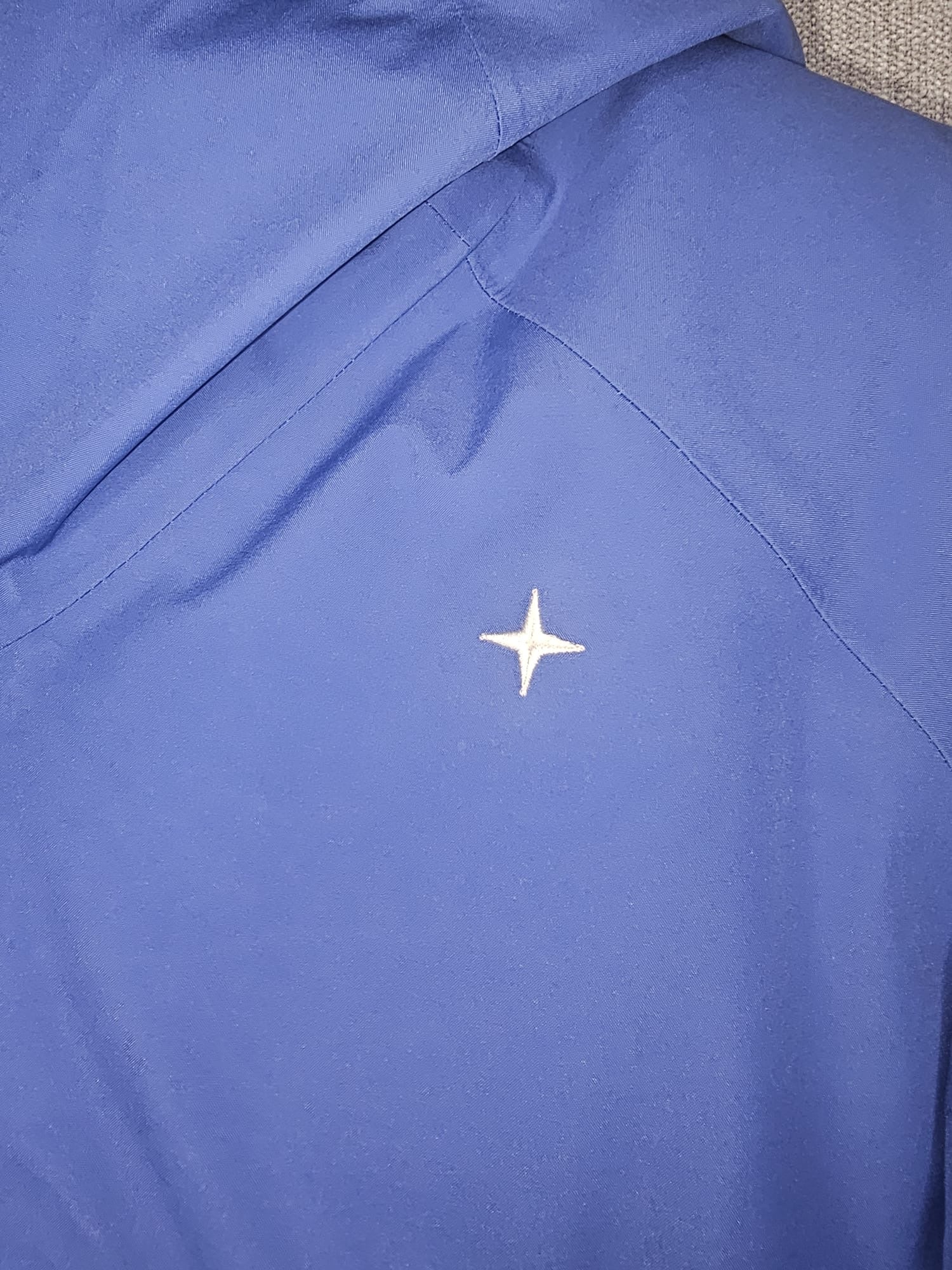 Stone Island Stellina 
3L Gore-tex Made With Re-Cycled Bionice Polyester Face - Down Jacket.