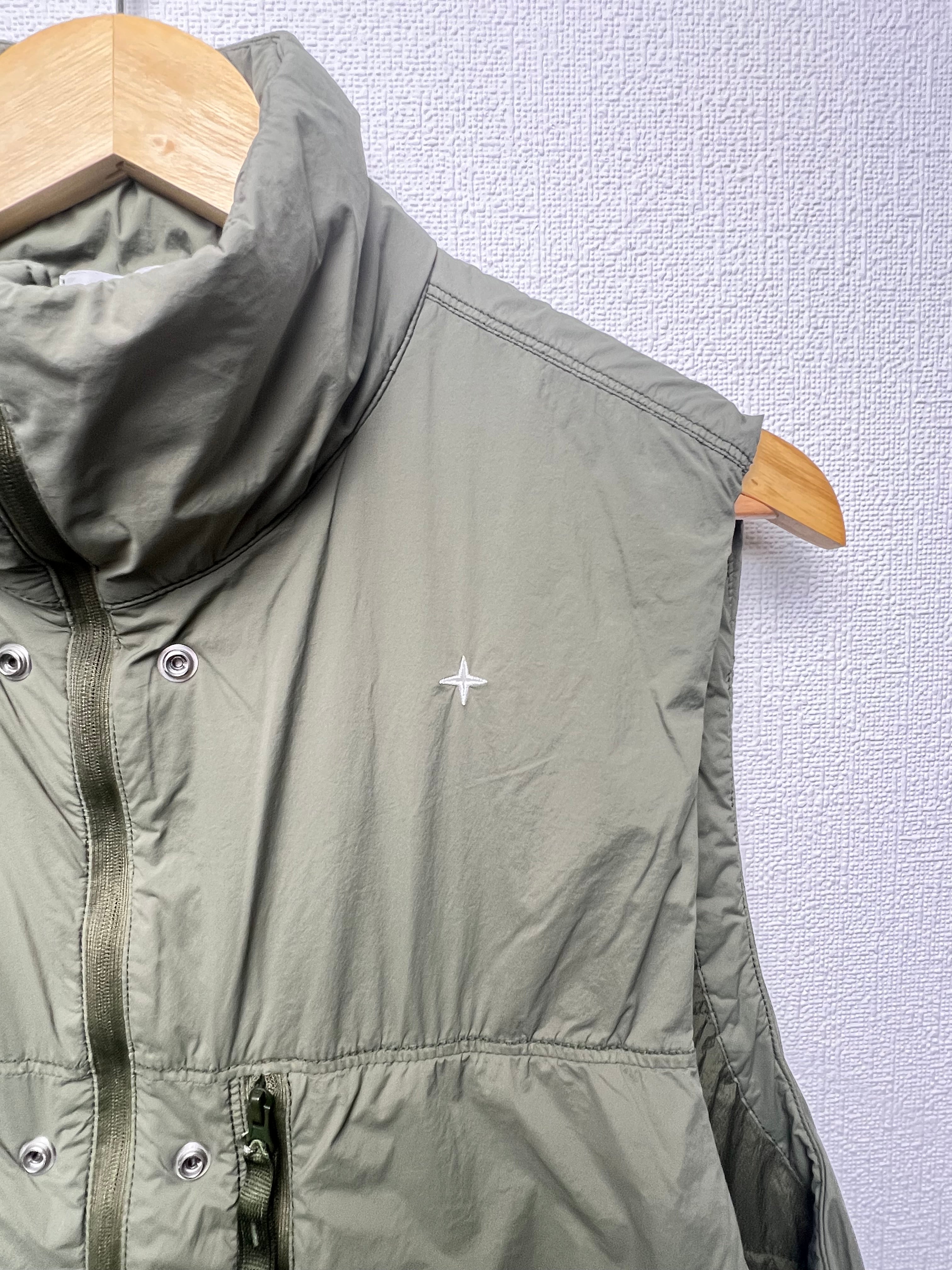 Stone Island Skin Touch Nylon-TC Stellina Gilet 
Olive