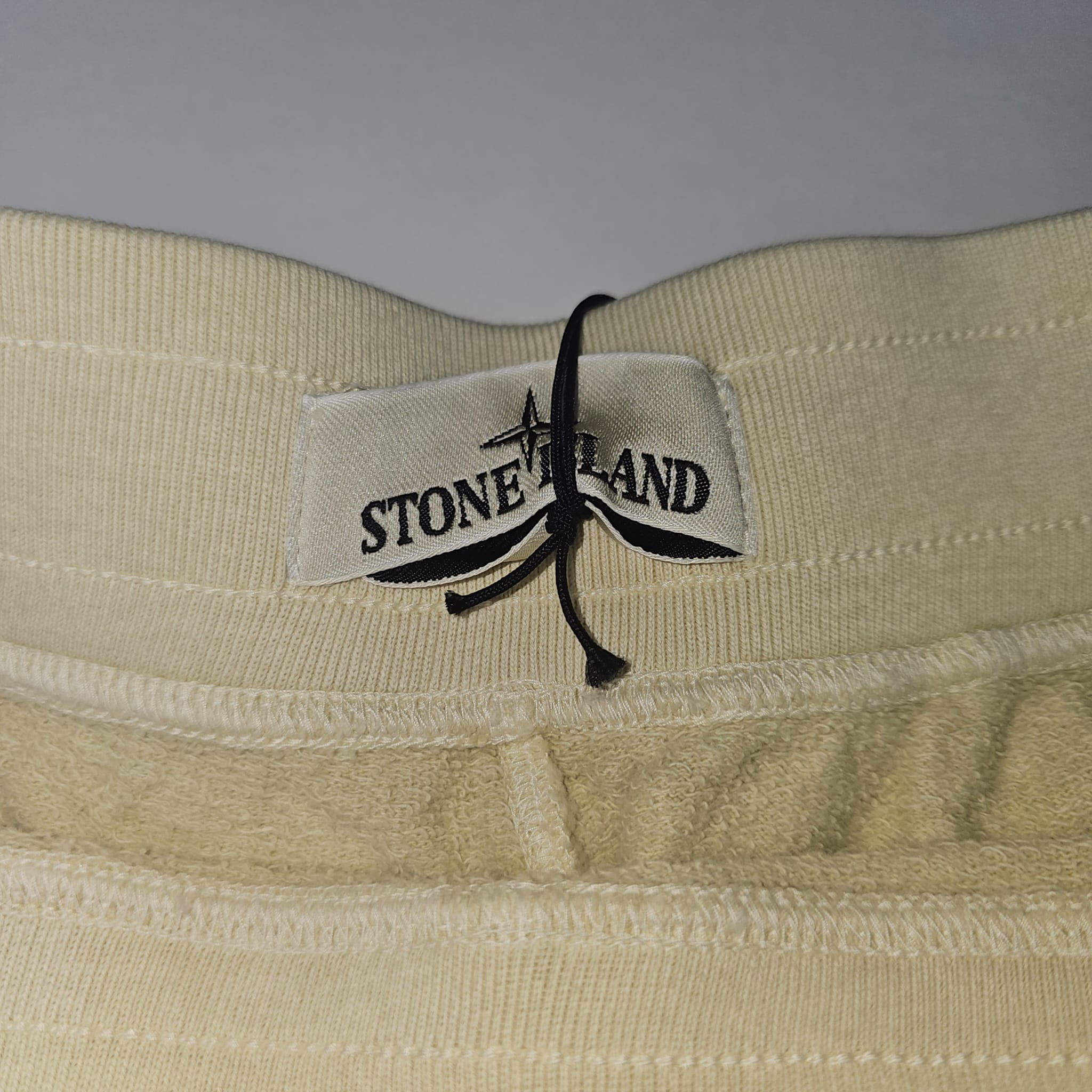 Stone Islans Bermuda Shorts