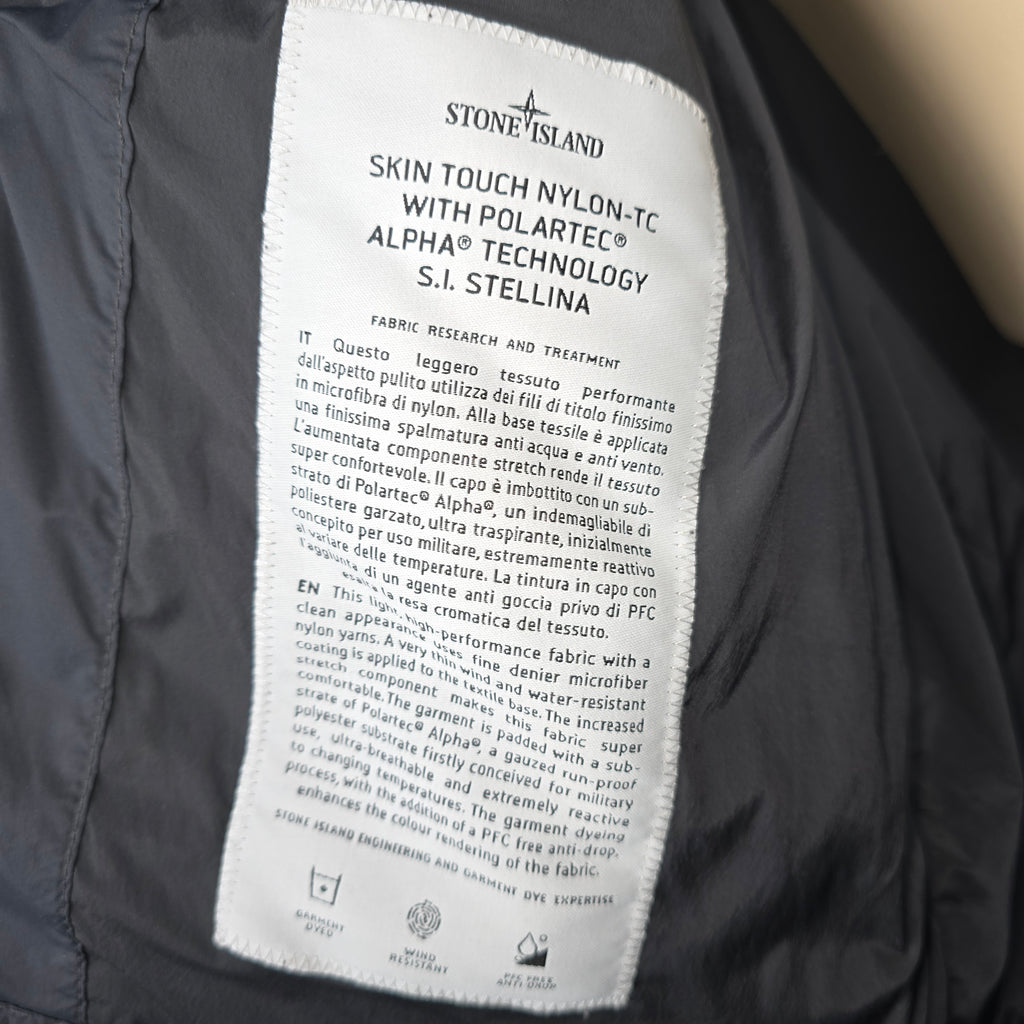 Stone Island Skin Touch Nylon - TC With Polartec Alpha Technology S.I Stellina Black Hooded Jacket