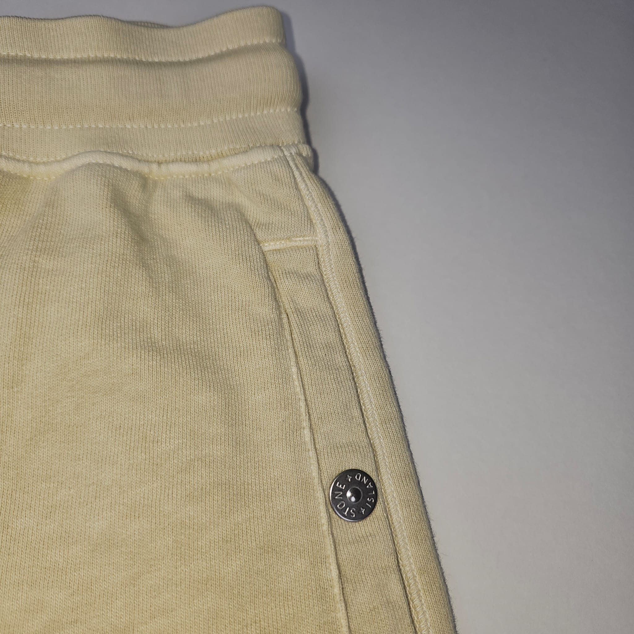 Stone Islans Bermuda Shorts